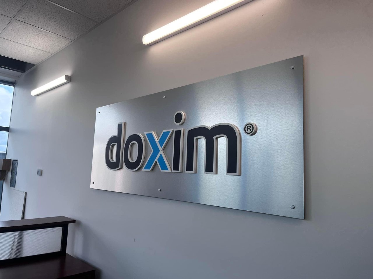 Custom 3D Letter Sign for Doxim